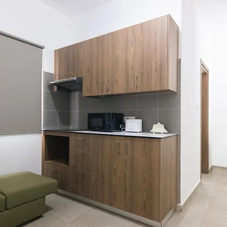 Laif Apartament *